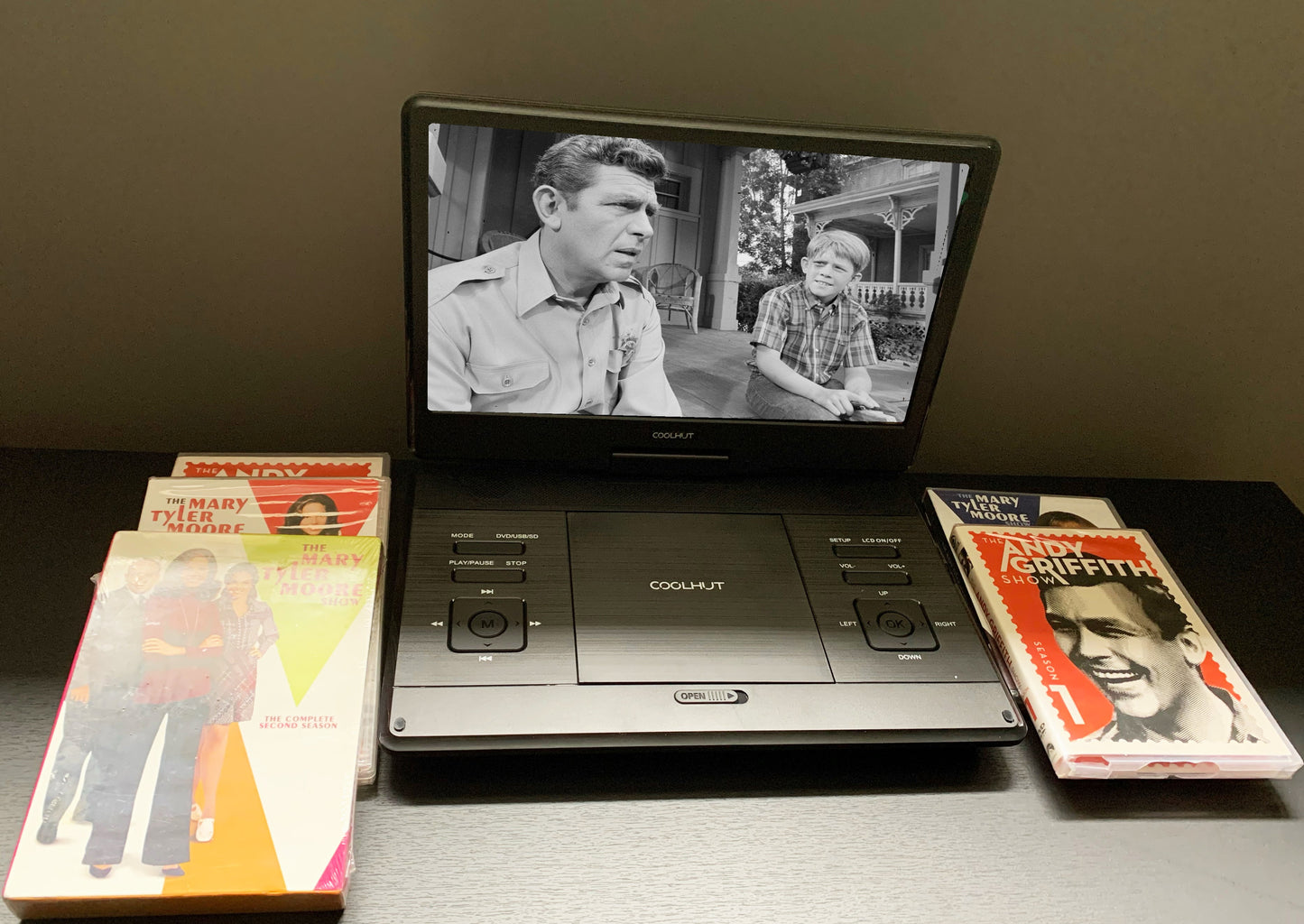 Mobile DVD Player with 5 Vintage TV Show DVD's